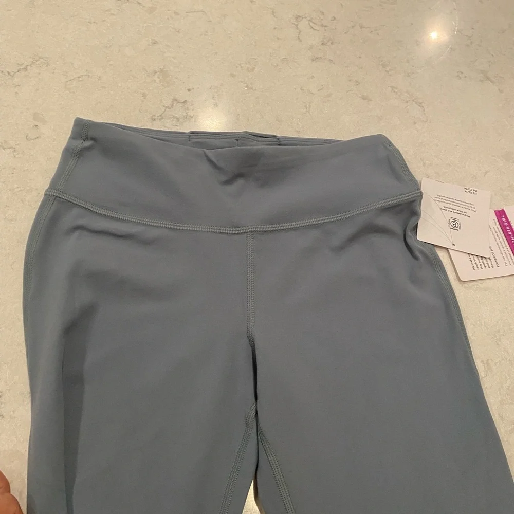 Athleta teen girl size 14 NWT pants